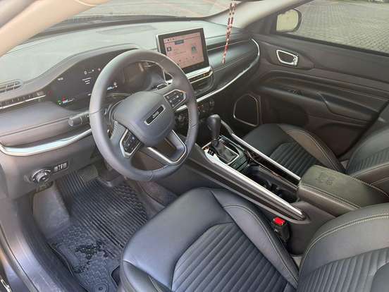 JEEP-COMMANDER-2025