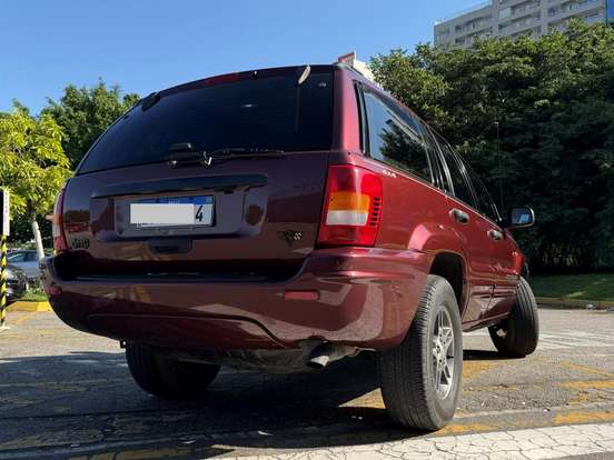 JEEP-GRAND CHEROKEE-4.7 LIMITED QUADRA DRIVE 4X4 V8 16V GASOLINA 4P AUTOMÁTICO JEEP-GRAND CHEROKEE-2000