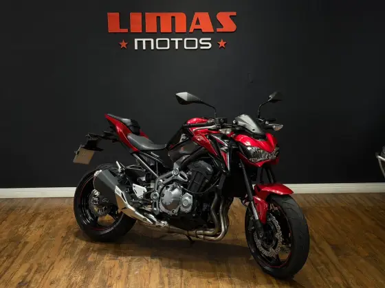 KAWASAKI Z900 KAWASAKI Z900