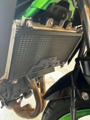 KAWASAKI-Z500 SE-2025