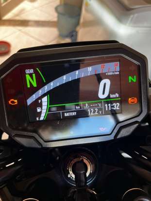 KAWASAKI-Z500 SE-2025