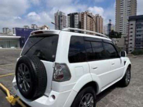MITSUBISHI-PAJERO TR4-2.0 4X2 16V 140CV FLEX 4P AUTOMÁTICO MITSUBISHI-PAJERO TR4-2012