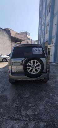 MITSUBISHI-PAJERO TR4-2011