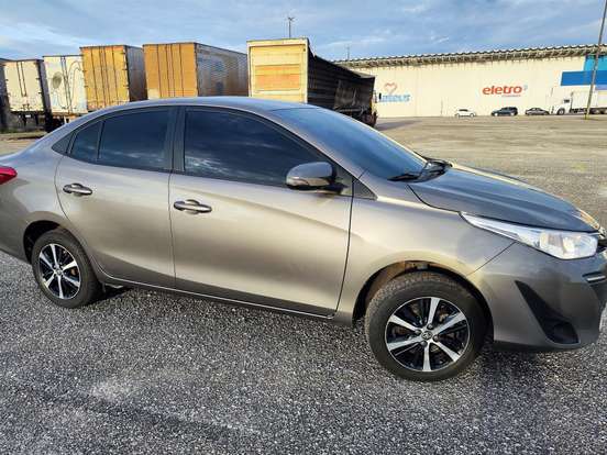 TOYOTA-YARIS-1.5 16V FLEX SEDAN XS CONNECT MULTIDRIVE TOYOTA-YARIS-2020
