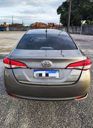 TOYOTA-YARIS-2020