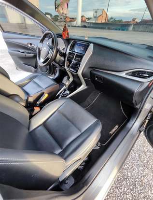 TOYOTA-YARIS-2020