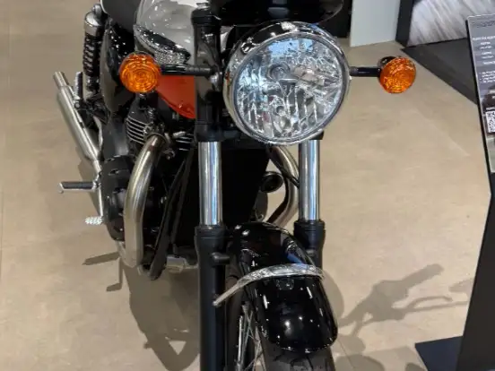 TRIUMPH-BONNEVILLE T100 900 TRIUMPH-BONNEVILLE T100 900-2025
