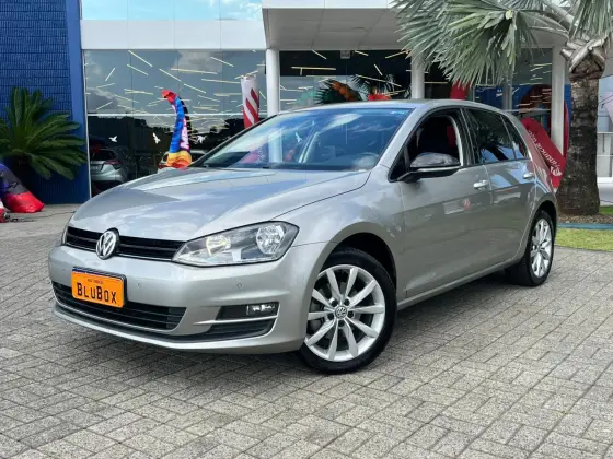 VOLKSWAGEN GOLF 1.4 TSI COMFORTLINE 16V GASOLINA 4P AUTOMÁTICO VOLKSWAGEN GOLF 1.4 TSI COMFORTLINE 16V GASOLINA 4P AUTOMÁTICO