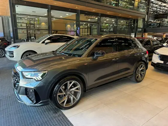AUDI Q3 2.0 40 TFSI GASOLINA PERFORMANCE BLACK QUATTRO TIPTRONIC