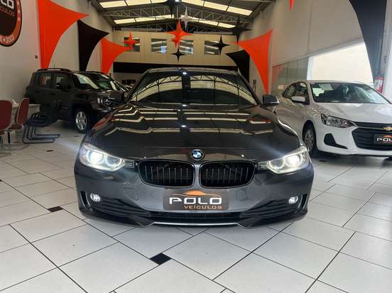 BMW-316i-2014