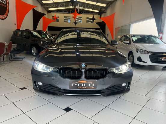 BMW-316i-1.6 SEDAN 16V TURBO GASOLINA 4P AUTOMATICO BMW-316i-2014