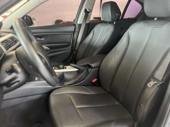 BMW-316i-1.6 SEDAN 16V TURBO GASOLINA 4P AUTOMATICO BMW-316i-2014