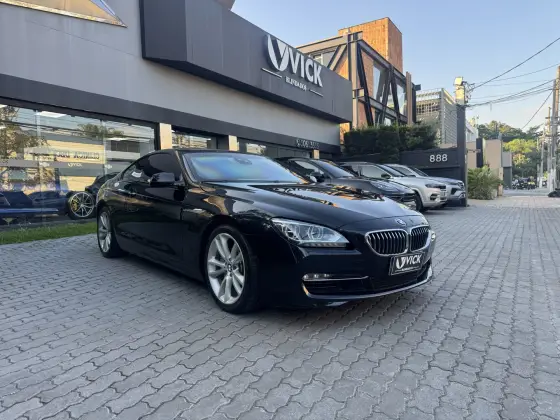 BMW 650i 4.4 COUPÉ V8 32V TURBO GASOLINA 2P AUTOMÁTICO BMW 650i 4.4 COUPÉ V8 32V TURBO GASOLINA 2P AUTOMÁTICO