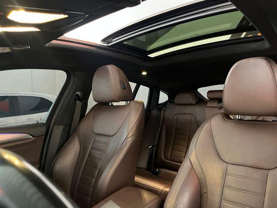 BMW-X4-2018