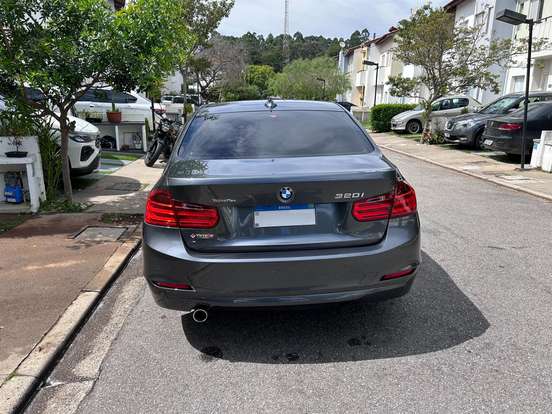BMW-320i-2.0 16V TURBO ACTIVE FLEX 4P AUTOMÁTICO BMW-320i-2013