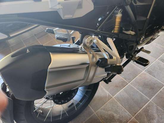 BMW-R 1250 GS PREMIUM TRIPLE BLACK-2023