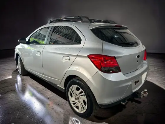 CHEVROLET ONIX 1.4 MPFI LT 8V FLEX 4P MANUAL