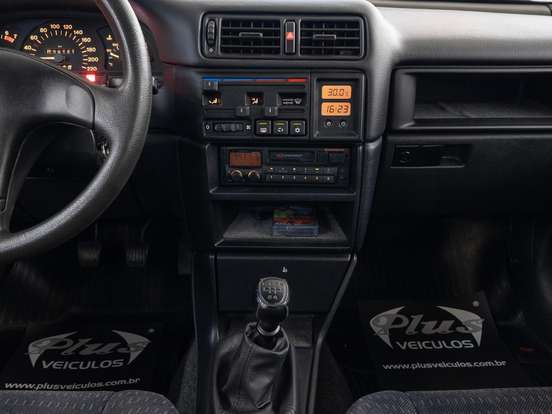 CHEVROLET-VECTRA-1995