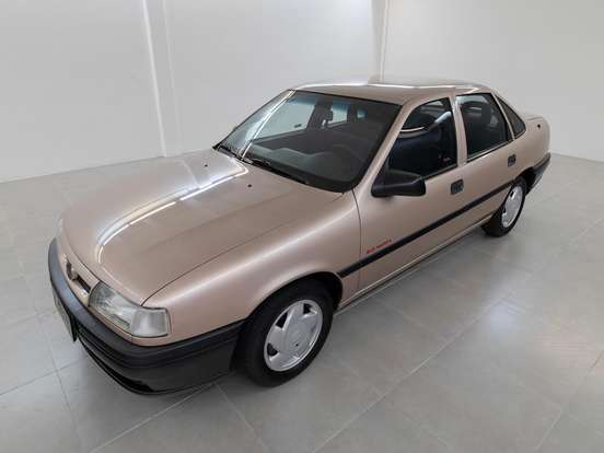 CHEVROLET-VECTRA-2.0 MPFI GLS 8V GASOLINA 4P MANUAL CHEVROLET-VECTRA-1995