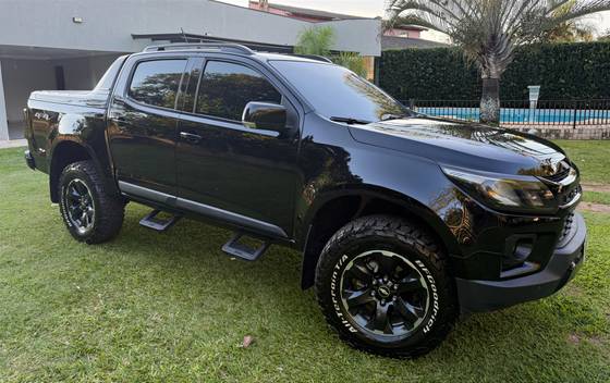 CHEVROLET S10 2.8 16V TURBO DIESEL HIGH COUNTRY CD 4X4 AUTOMÁTICO