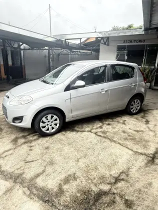 FIAT PALIO 1.4 MPI ATTRACTIVE 8V FLEX 4P MANUAL FIAT PALIO 1.4 MPI ATTRACTIVE 8V FLEX 4P MANUAL