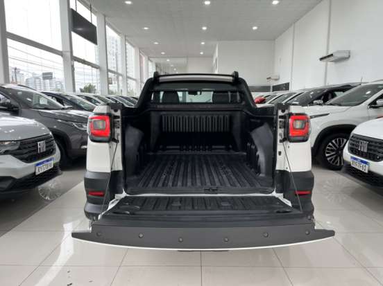 FIAT-STRADA-2024