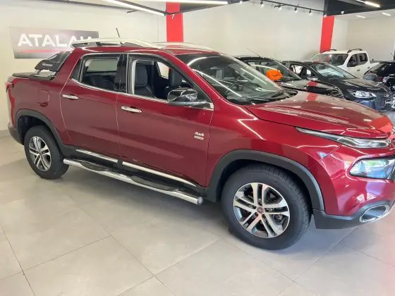 FIAT TORO 2.0 16V TURBO DIESEL VOLCANO 4WD AT9 FIAT TORO 2.0 16V TURBO DIESEL VOLCANO 4WD AT9