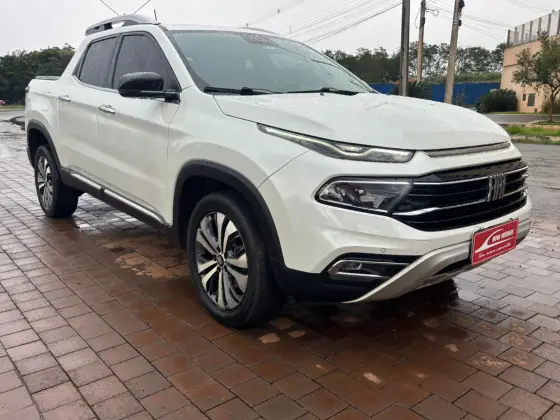 FIAT TORO 2.0 16V TURBO DIESEL VOLCANO 4WD AT9
