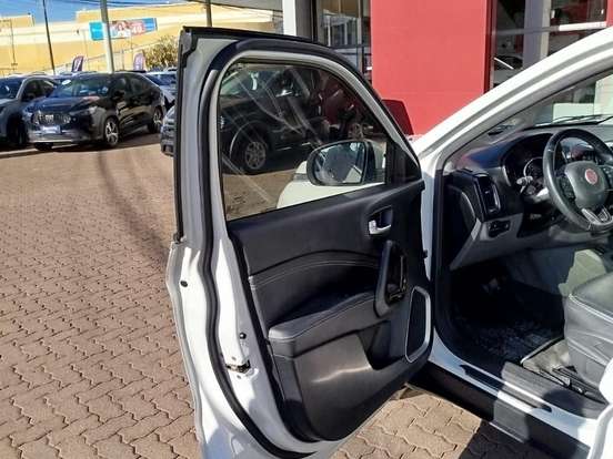 FIAT-TORO-1.8 16V EVO FLEX FREEDOM AT6 FIAT-TORO-2017