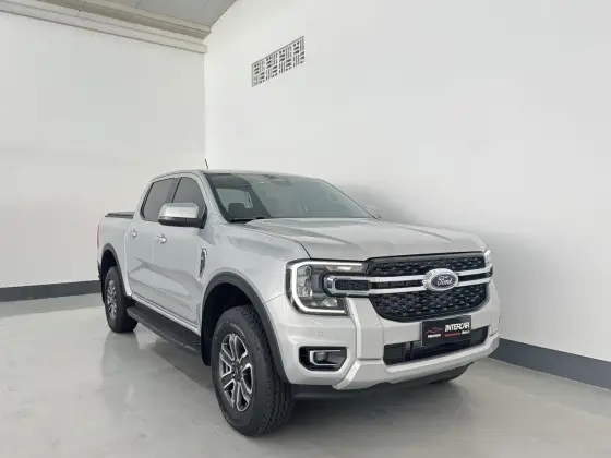 FORD RANGER 3.0 V6 TURBO DIESEL CD XLT 4X4 AUTOMÁTICO FORD RANGER 3.0 V6 TURBO DIESEL CD XLT 4X4 AUTOMÁTICO