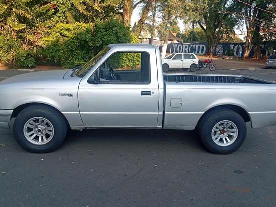 FORD-RANGER-4.0 XL 4X2 CS V6 12V GASOLINA 2P MANUAL FORD-RANGER-1995