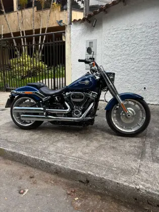 HARLEY-DAVIDSON SOFTAIL FAT BOY 114 