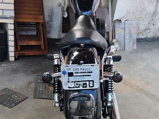 HARLEY-DAVIDSON-SPORTSTER XL 883 R HARLEY-DAVIDSON-SPORTSTER XL 883 R-2013