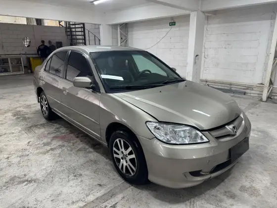 HONDA CIVIC 1.7 LXL 16V GASOLINA 4P AUTOMÁTICO HONDA CIVIC 1.7 LXL 16V GASOLINA 4P AUTOMÁTICO
