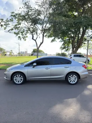 HONDA CIVIC 2.0 LXR 16V FLEX 4P AUTOMÁTICO
