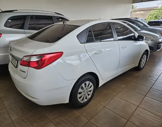 HYUNDAI HB20S 1.6 COMFORT PLUS 16V FLEX 4P MANUAL