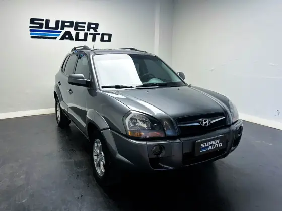 HYUNDAI TUCSON 2.0 MPFI GLS 16V 143CV 2WD FLEX 4P AUTOMÁTICO HYUNDAI TUCSON 2.0 MPFI GLS 16V 143CV 2WD FLEX 4P AUTOMÁTICO