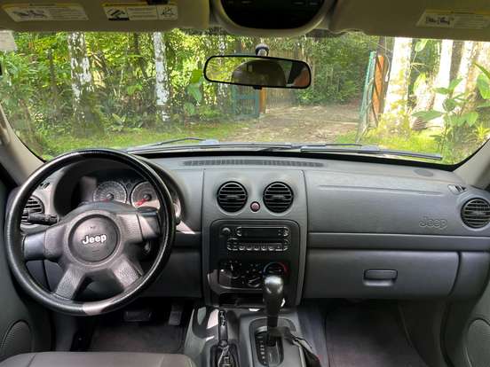JEEP-CHEROKEE-3.7 SPORT 4X4 V6 12V GASOLINA 4P AUTOMÁTICO JEEP-CHEROKEE-2006
