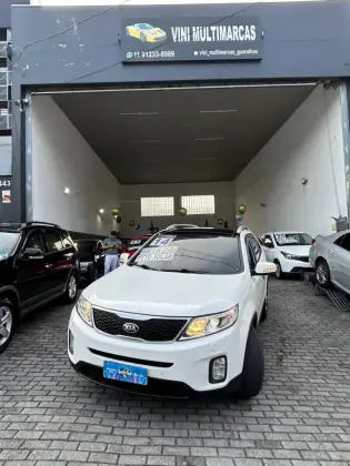 KIA SORENTO 3.5 V6 GASOLINA EX 7L 4WD AUTOMÁTICO KIA SORENTO 3.5 V6 GASOLINA EX 7L 4WD AUTOMÁTICO