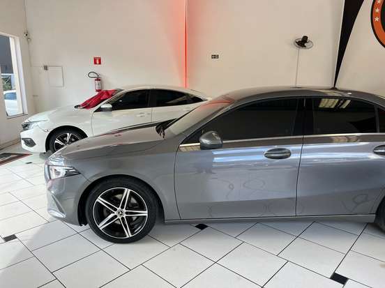 MERCEDES-BENZ-A 200-2020