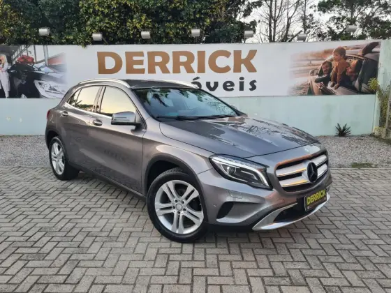 MERCEDES-BENZ GLA 200 1.6 CGI ADVANCE 16V TURBO FLEX 4P AUTOMÁTICO
