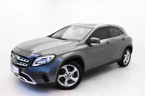 MERCEDES-BENZ GLA 200 1.6 CGI FLEX ADVANCE 7G-DCT MERCEDES-BENZ GLA 200 1.6 CGI FLEX ADVANCE 7G-DCT