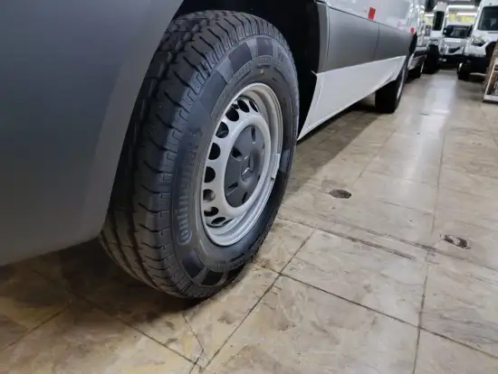 MERCEDES-BENZ-SPRINTER-2025