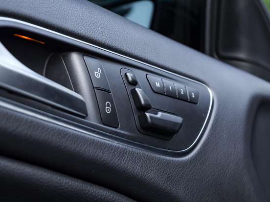 MERCEDES-BENZ-A 45 AMG-2.0 16V TURBO GASOLINA 4P AUTOMATIZADO MERCEDES-BENZ-A 45 AMG-2014
