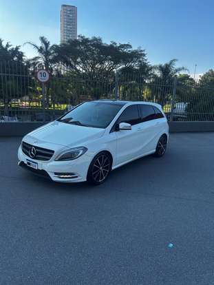 MERCEDES-BENZ-B 200-2013