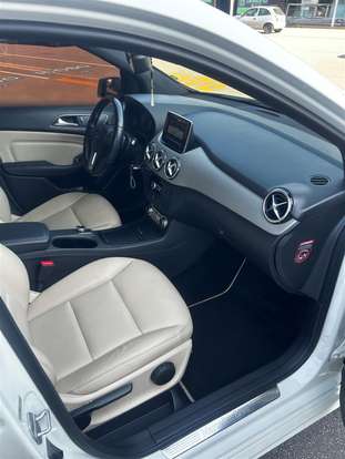 MERCEDES-BENZ-B 200-2013
