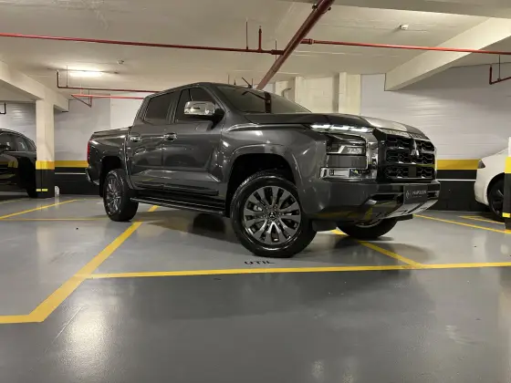 MITSUBISHI L200 TRITON 2.4 16V TURBO DIESEL SPORT HPE CD 4P 4X4 AUTOMÁTICO