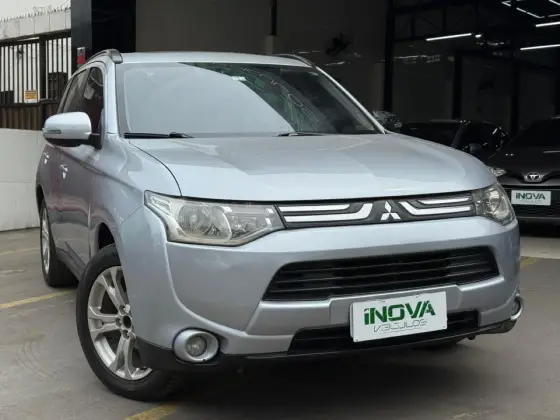 MITSUBISHI OUTLANDER 2.0 16V GASOLINA 4P AUTOMÁTICO