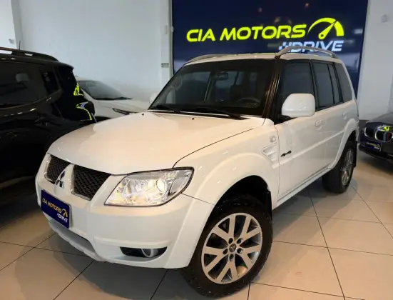 MITSUBISHI PAJERO TR4 2.0 4X4 16V 140CV FLEX 4P AUTOMÁTICO