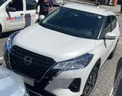 NISSAN KICKS 1.6 16V FLEXSTART SENSE XTRONIC NISSAN KICKS 1.6 16V FLEXSTART SENSE XTRONIC